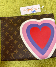Load image into Gallery viewer, LOUIS VUITTON Monogram Trousse Toilette 26
