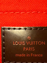 Load image into Gallery viewer, LOUIS VUITTON
Damier Canvas Favorite MM Bag with Long strap removable
