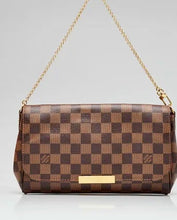 Load image into Gallery viewer, LOUIS VUITTON
Damier Canvas Favorite MM Bag with Long strap removable
