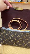 Load image into Gallery viewer, Louis Vuitton Favorite MM Monogram
