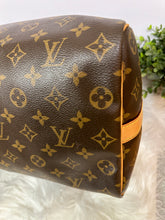Load image into Gallery viewer, Louis Vuitton Speedy 35 Monogram Bandouliere
