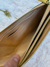 Load image into Gallery viewer, Louis Vuitton Double Zip Chain
