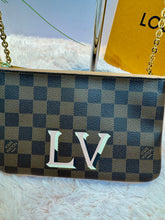Load image into Gallery viewer, Louis Vuitton Double Zip Chain
