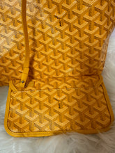 Load image into Gallery viewer, Goyard Tote Yellow

