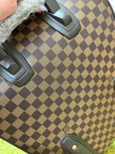 Load image into Gallery viewer, LOUIS VUITTON Damier Ebene Pegase 45
