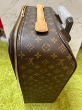 Load image into Gallery viewer, LOUIS VUITTON Monogram Pegase 45
