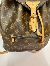Load image into Gallery viewer, LOUIS VUITTON Monogram Canvas Montsouris MM

