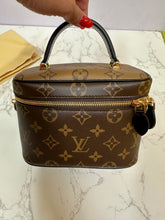 Load image into Gallery viewer, LOUIS VUITTON Vanity Autres Toiles Monogram
