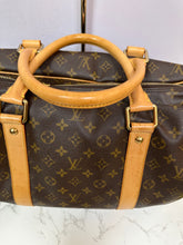 Load image into Gallery viewer, LOUIS VUITTON Monogram Canvas Carryall Bag
