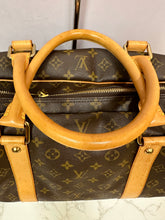Load image into Gallery viewer, LOUIS VUITTON Monogram Canvas Carryall Bag
