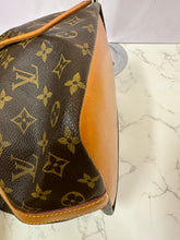 Load image into Gallery viewer, LOUIS VUITTON Monogram Canvas Petit Noe
