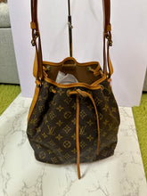 Load image into Gallery viewer, LOUIS VUITTON Monogram Canvas Petit Noe

