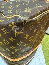 Load image into Gallery viewer, LOUIS VUITTON Monogram Keepall Bandouliere 55
