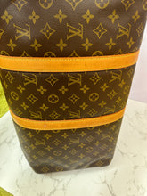 Load image into Gallery viewer, LOUIS VUITTON Monogram Keepall 50
