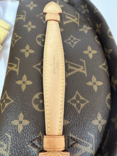 Load image into Gallery viewer, LOUIS VUITTON Monogram Canvas Bumbag
