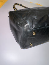 Load image into Gallery viewer, CHANEL Shopping Tote Bag - Black

