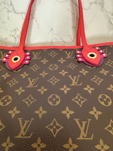 Load image into Gallery viewer, LOUIS VUITTON Monogram Canvas Totem Neverfull MM
