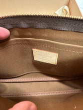 Load image into Gallery viewer, LOUIS VUITTON Multi Pochette Accessoires - Khaki
