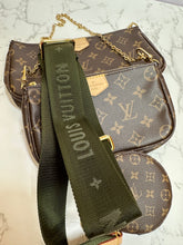 Load image into Gallery viewer, LOUIS VUITTON Multi Pochette Accessoires - Khaki
