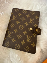 Load image into Gallery viewer, LOUIS VUITTON Monogram Ring Agenda MM
