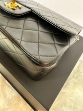 Load image into Gallery viewer, CHANEL Matelasse Flap Chain Shoulder Bag
