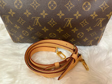Load image into Gallery viewer, LOUIS VUITTON Speedy 30 Monogram
