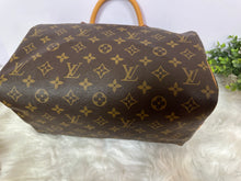 Load image into Gallery viewer, LOUIS VUITTON Speedy 30 Monogram
