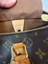 Load image into Gallery viewer, LOUIS VUITTON Speedy 30 Monogram
