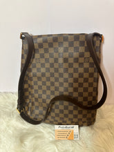 Load image into Gallery viewer, LOUIS VUITTON Damier Ebene Musette Salsa
