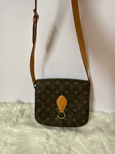 Load image into Gallery viewer, LOUIS VUITTON Monogram St. Cloud
