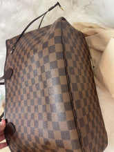 Load image into Gallery viewer, LOUIS VUITTON Neverfull Damier Ebene MM
