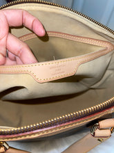 Load image into Gallery viewer, LOUIS VUITTON Monogram Canvas Retiro PM
