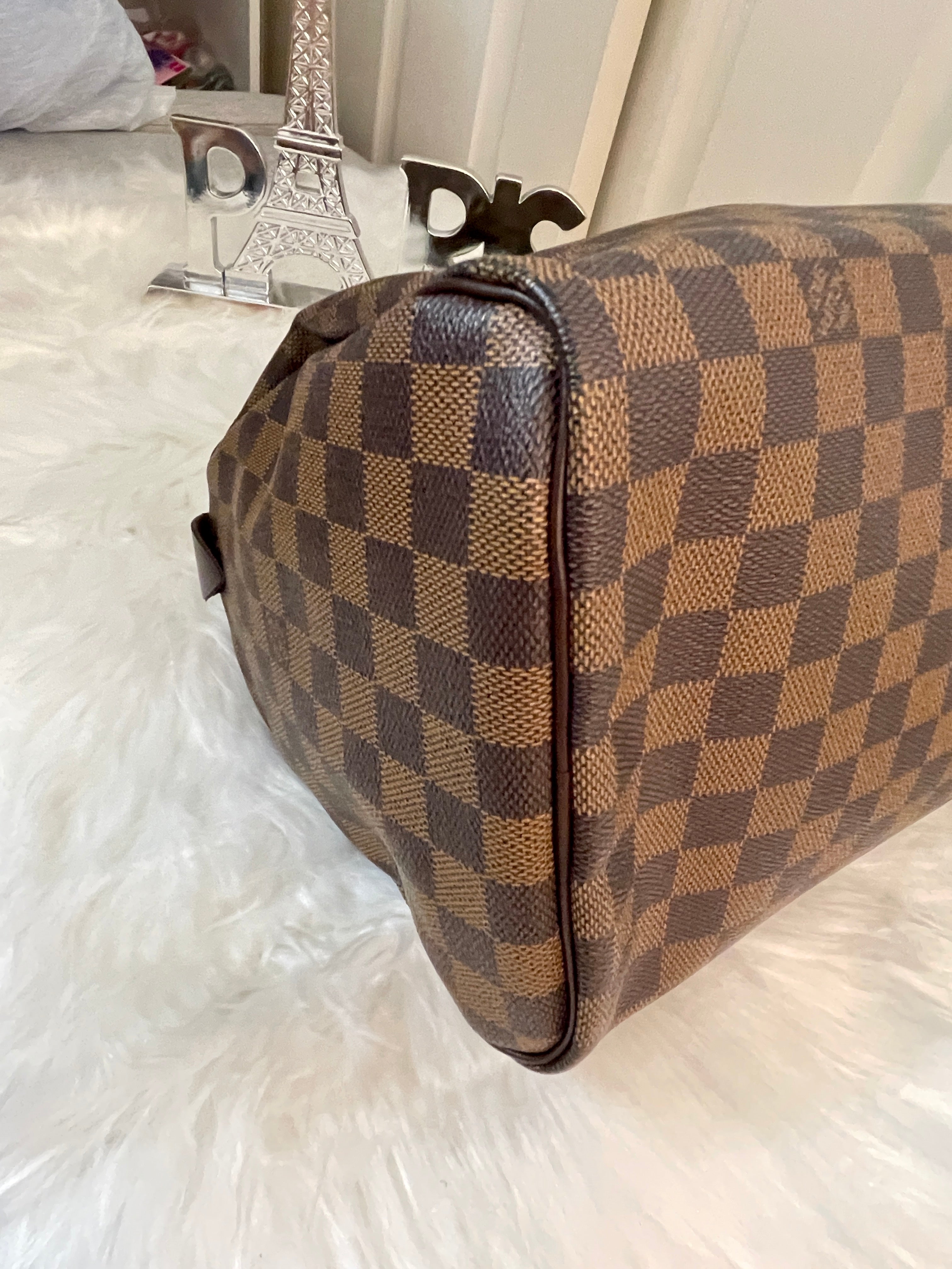 Diane leather handbag Louis Vuitton Brown in Leather - 35781265