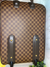Load image into Gallery viewer, LOUIS VUITTON Damier Ebene Pegasse 55
