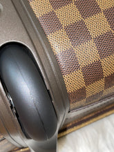 Load image into Gallery viewer, LOUIS VUITTON Damier Ebene Pegasse 55
