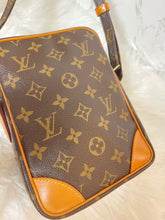 Load image into Gallery viewer, LOUIS VUITTON Amazone
