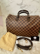 Load image into Gallery viewer, LOUIS VUITTON Damier Canvas Speedy 35
