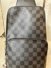 Load image into Gallery viewer, LOUIS VUITTON Damier Graphite Canvas Avenue
