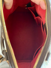 Load image into Gallery viewer, LOUIS VUITTON Damier Ebene Trevi PM
