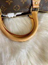 Load image into Gallery viewer, LOUIS VUITTON Monogram Canvas Speedy Bandouliere 30
