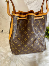 Load image into Gallery viewer, LOUIS VUITTON Monogram Canvas Petit Noe
