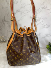 Load image into Gallery viewer, LOUIS VUITTON Monogram Canvas Petit Noe
