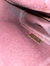 Load image into Gallery viewer, LOUIS VUITTON Damier Ebene Favorite PM

