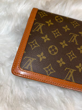 Load image into Gallery viewer, LOUIS VUITTON Monogram Pochette Dame
