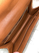 Load image into Gallery viewer, LOUIS VUITTON Monogram Pochette Dame
