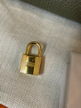 Load image into Gallery viewer, HERMES Birkin 35 Togo Gold Hardware
