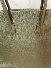 Load image into Gallery viewer, HERMES Birkin 35 Togo Gold Hardware
