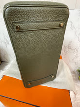 Load image into Gallery viewer, HERMES Birkin 35 Togo Gold Hardware
