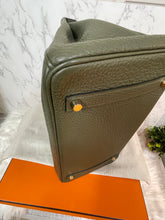 Load image into Gallery viewer, HERMES Birkin 35 Togo Gold Hardware
