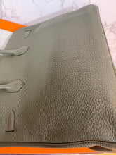 Load image into Gallery viewer, HERMES Birkin 35 Togo Gold Hardware
